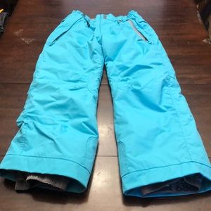 686 girls large snow pants. Inseam 26 /28